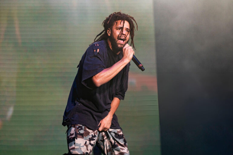 J. Cole Responds with "7 Minute Drill" Diss Track J Cole performs during 2022 Lollapalooza at Grant Park, 2022 in Chicago, Illinois. Photo by Erika Goldring/WireImage